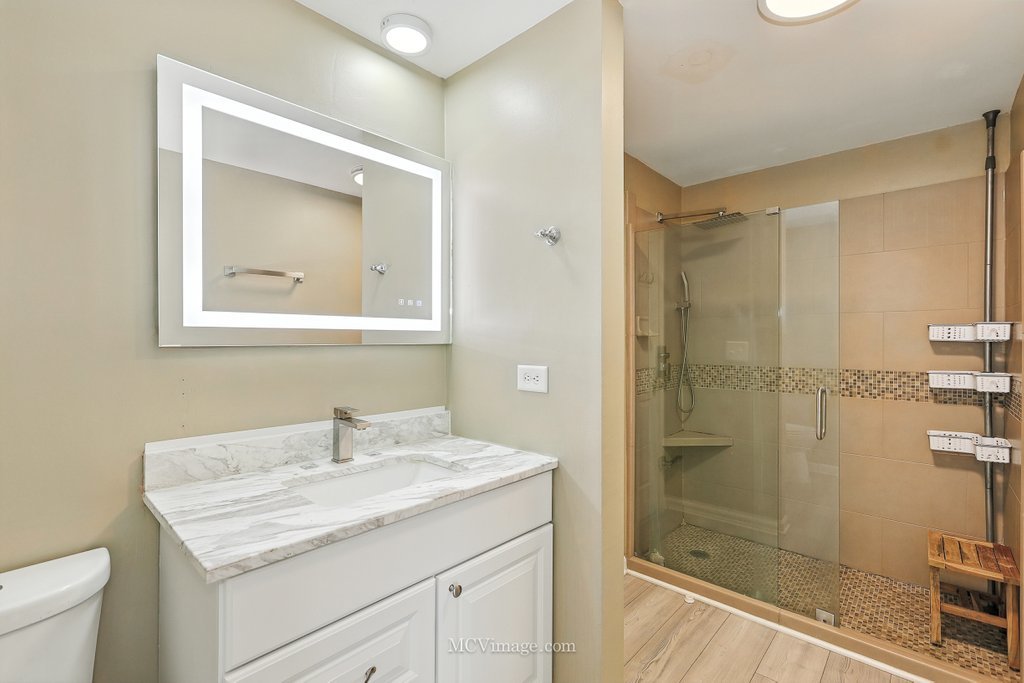 1352 Georgetown Drive, Carol Stream, IL 60188