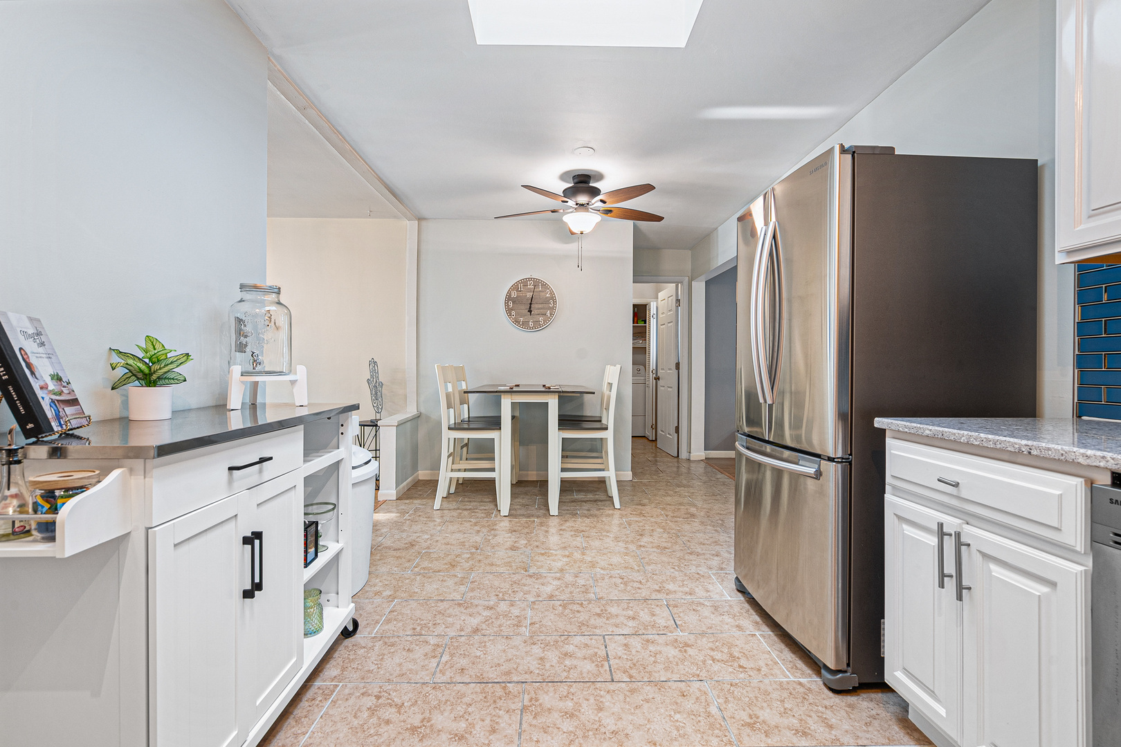 207 Basswood Drive, Elk Grove Village, IL 60007