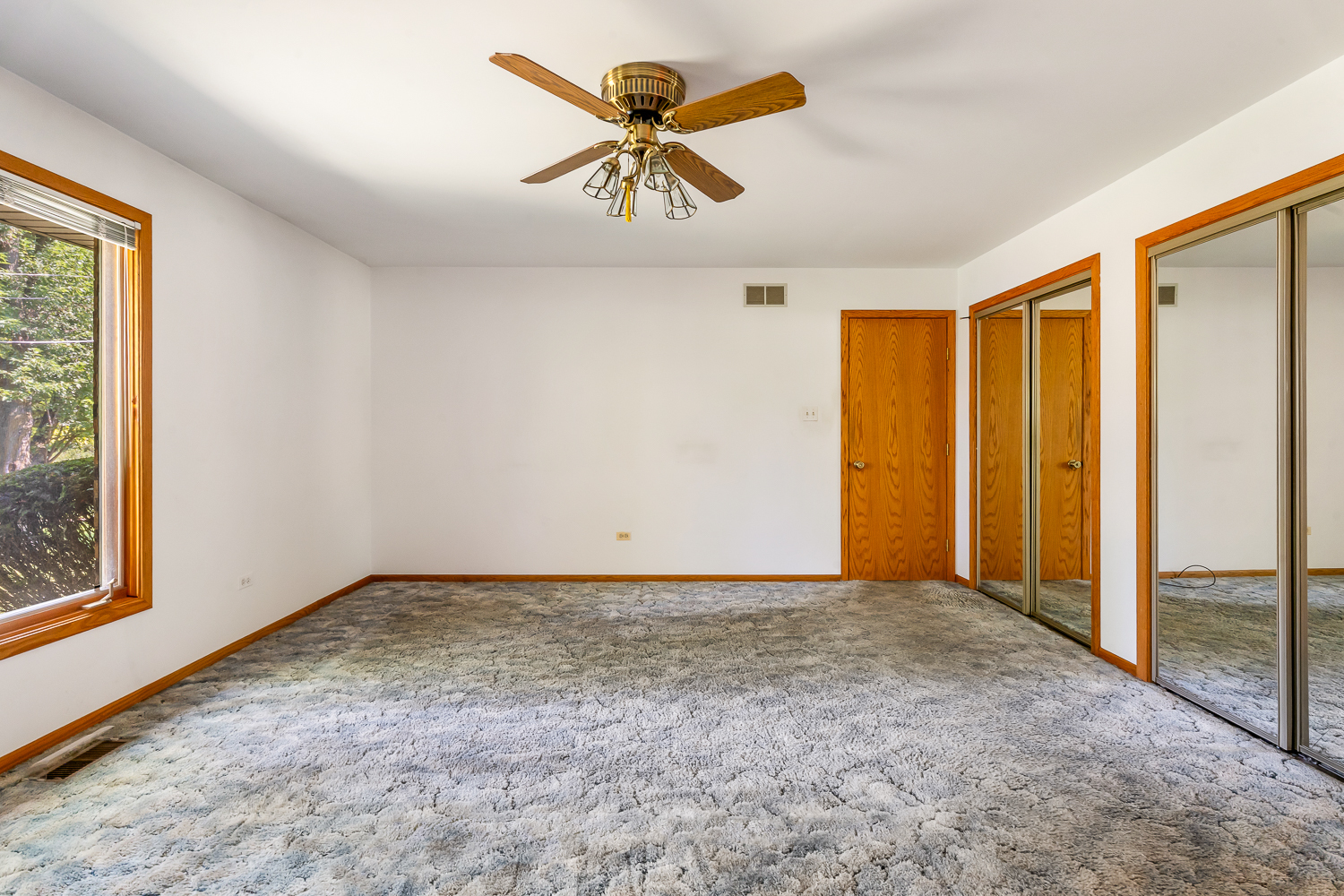 18561 Carriage Lane, Lansing, IL 60438
