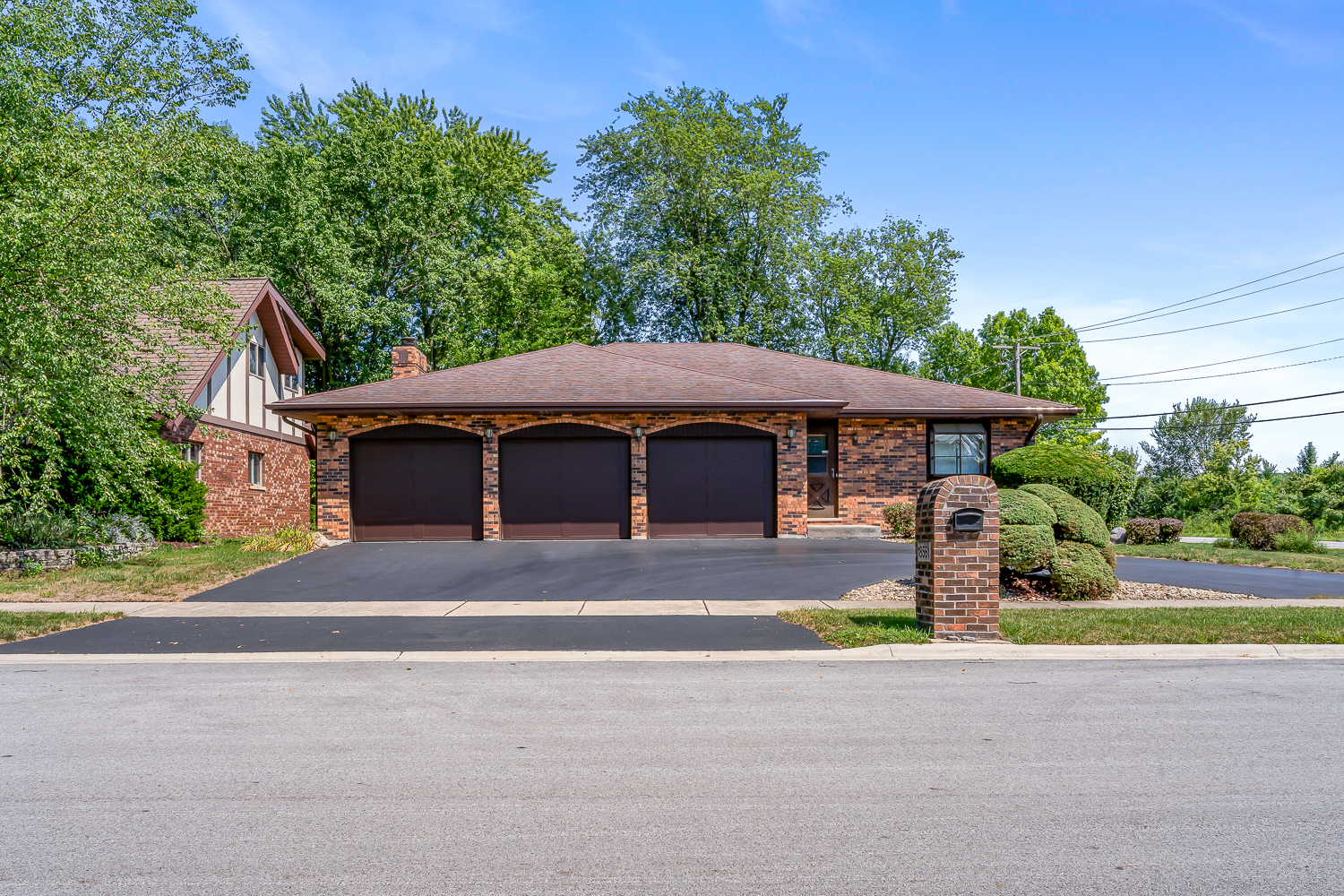 18561 Carriage Lane, Lansing, IL 60438