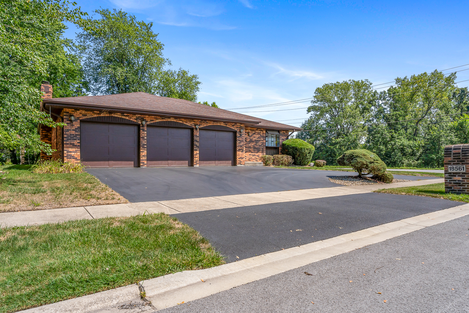 18561 Carriage Lane, Lansing, IL 60438