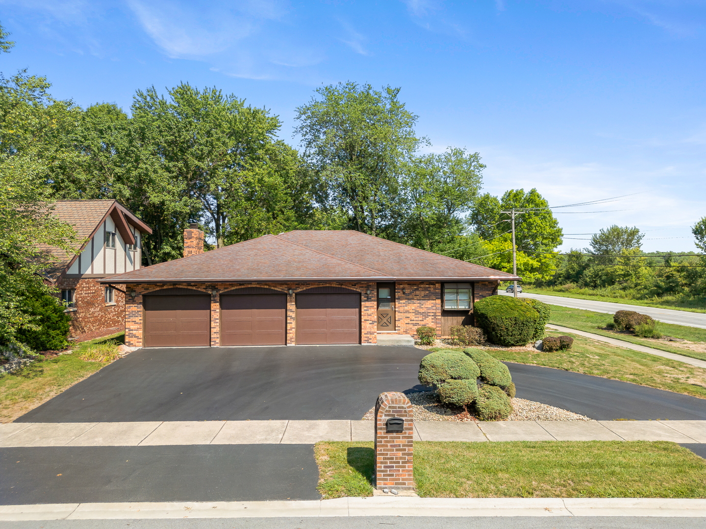 18561 Carriage Lane, Lansing, IL 60438