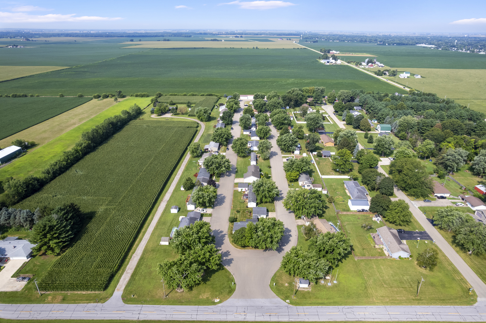 32 Peggy Drive, Sandwich, IL 60548