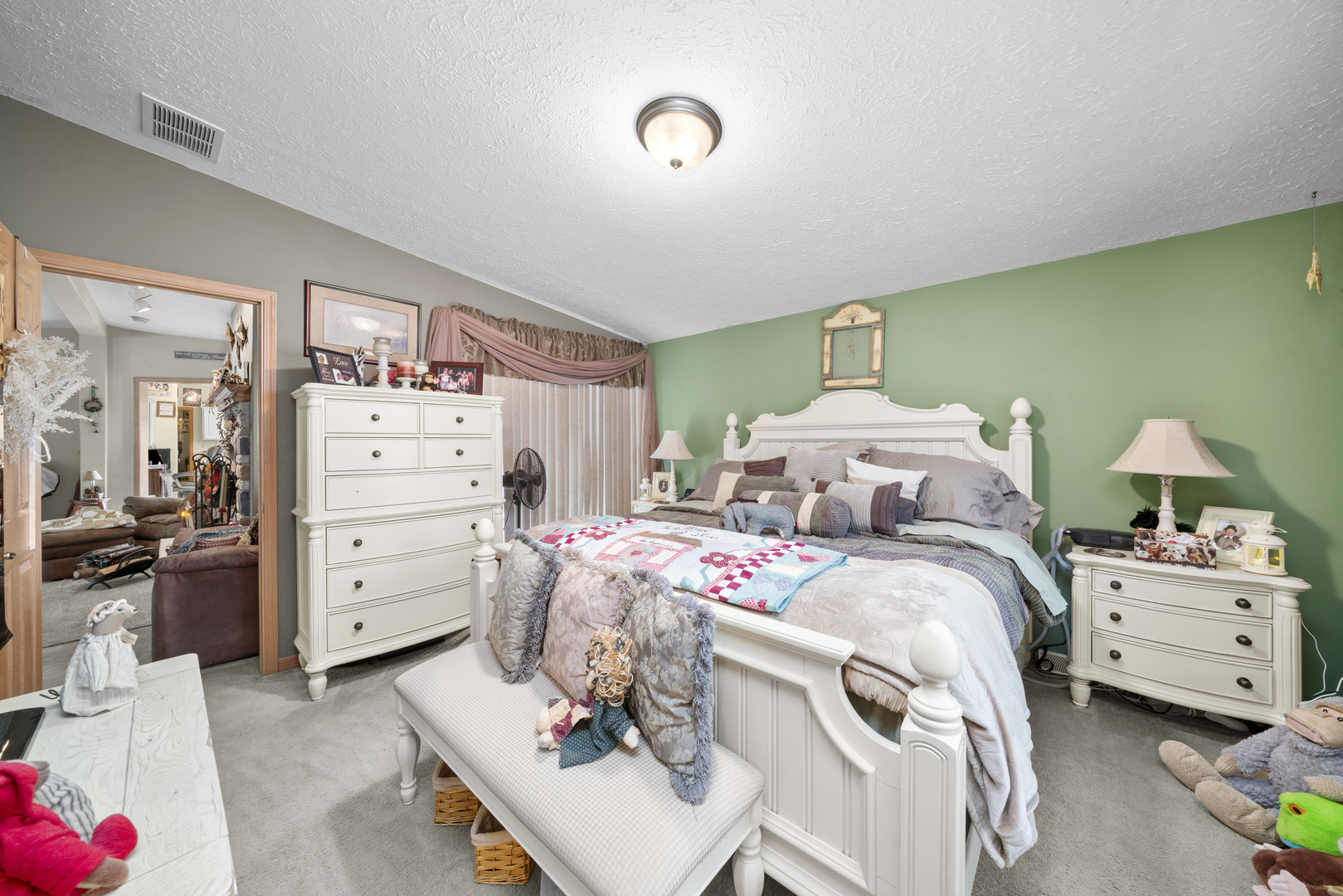 32 Peggy Drive, Sandwich, IL 60548