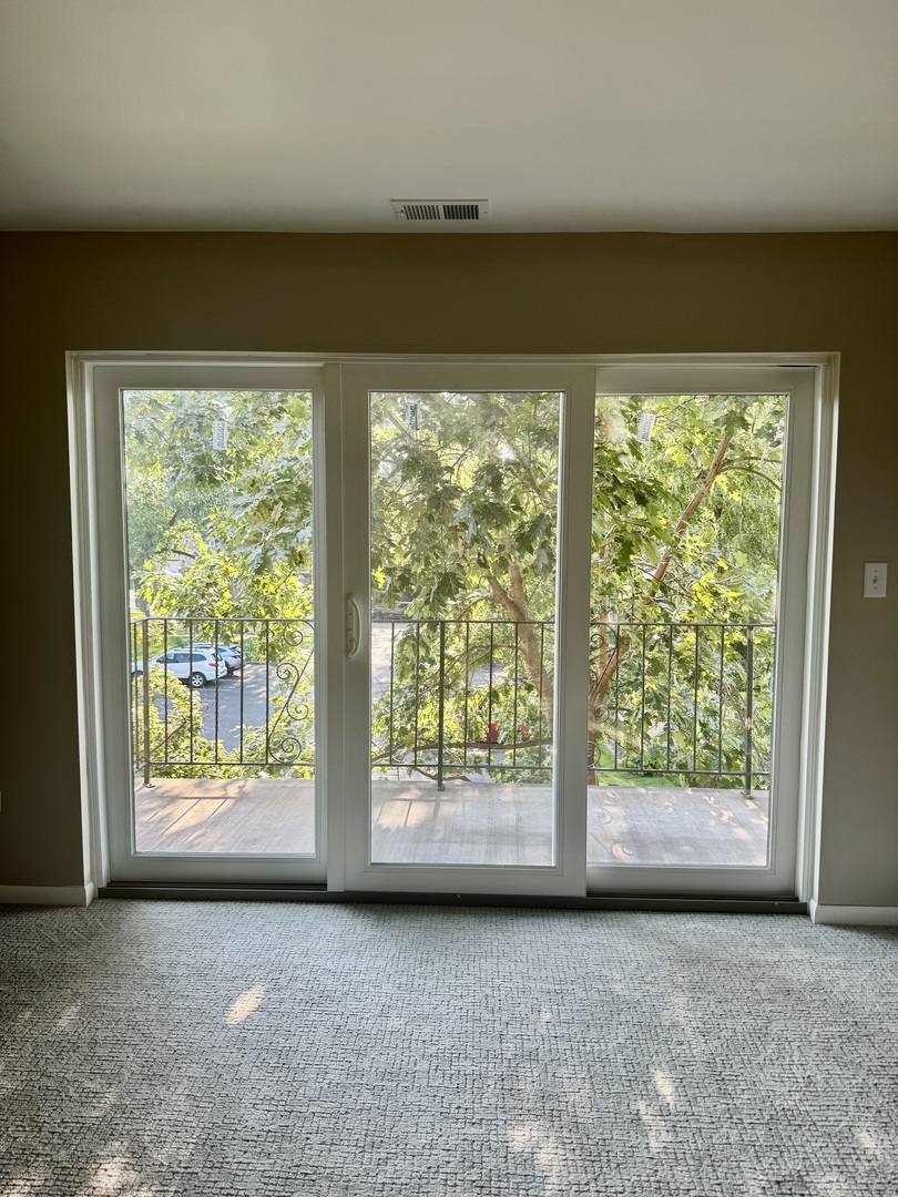 9620 S Komensky Avenue #208, Oak Lawn, IL 60453