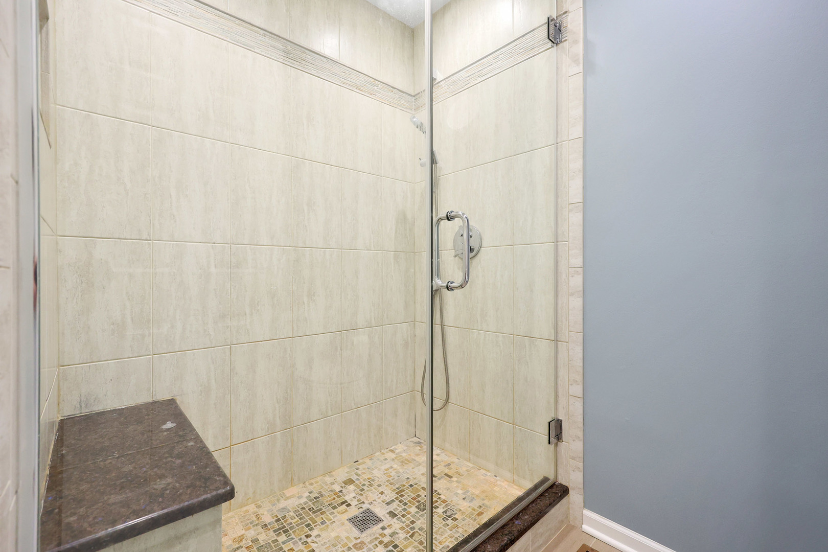 1535 E Chivalry Court, Palatine, IL 60074