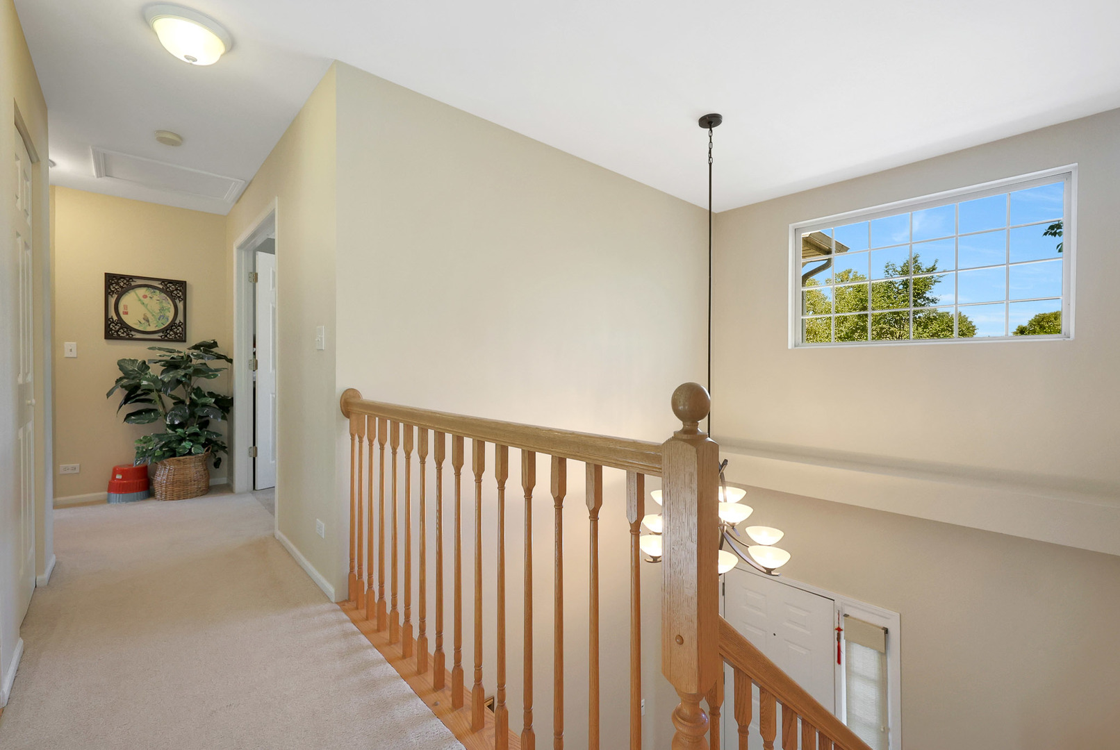 1535 E Chivalry Court, Palatine, IL 60074