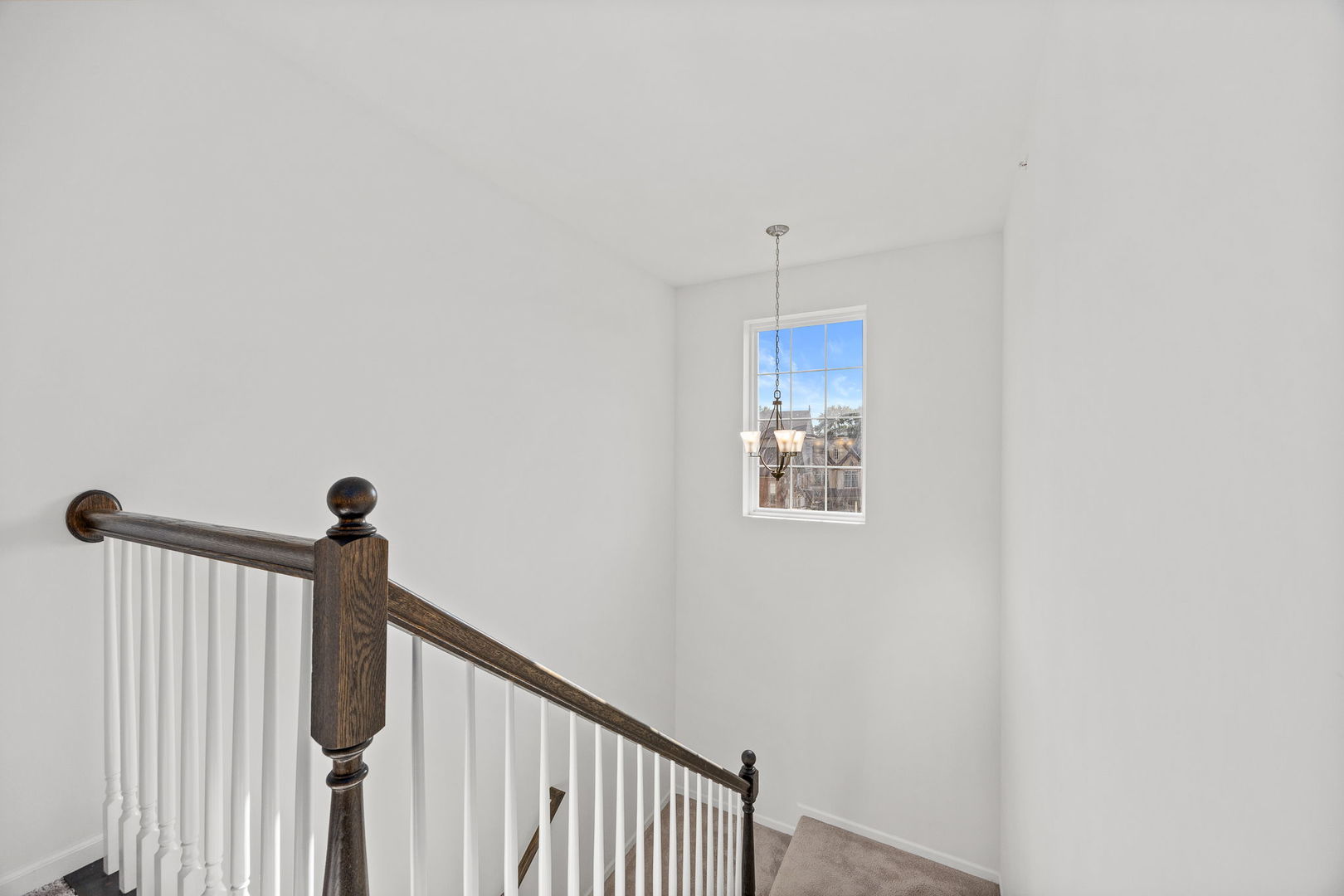 4197 Royal Mews Circle, Naperville, IL 60564