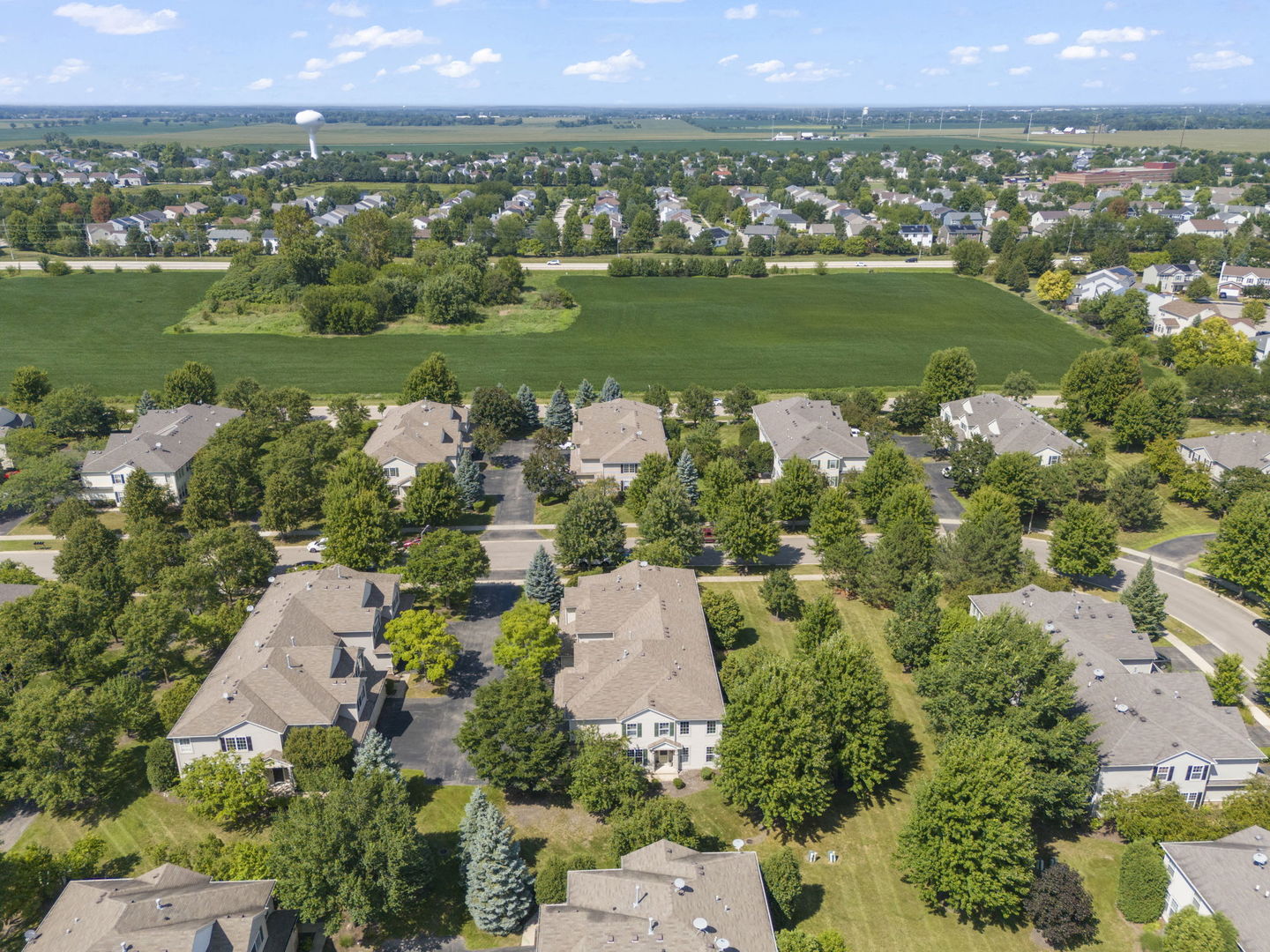 2161 Gallant Fox Circle, Montgomery, IL 60538