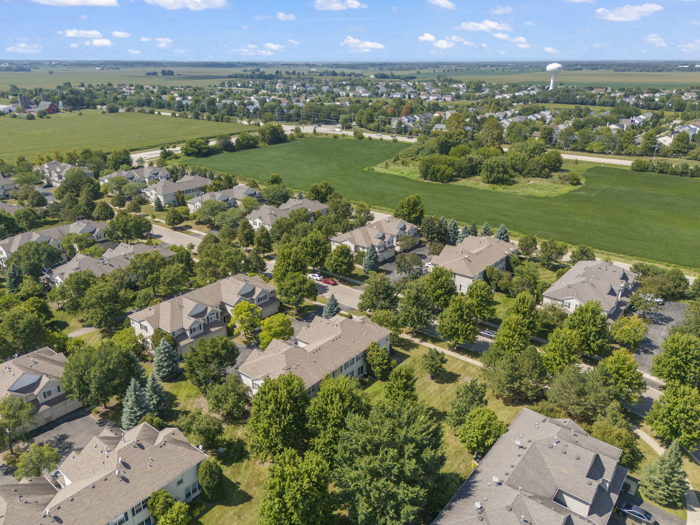 2161 Gallant Fox Circle, Montgomery, IL 60538