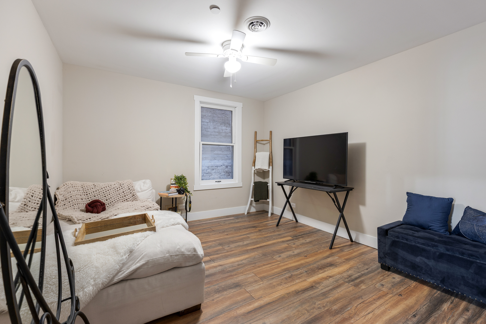 219 W Main Street #2, St. Charles, IL 60174