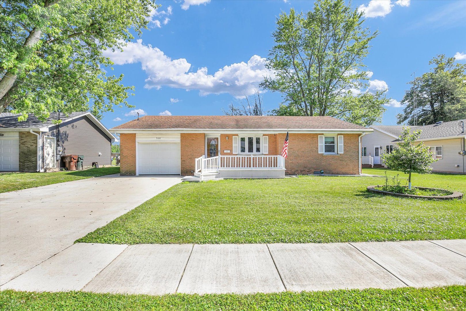 360 W Second South Street, Chebanse, IL 60922