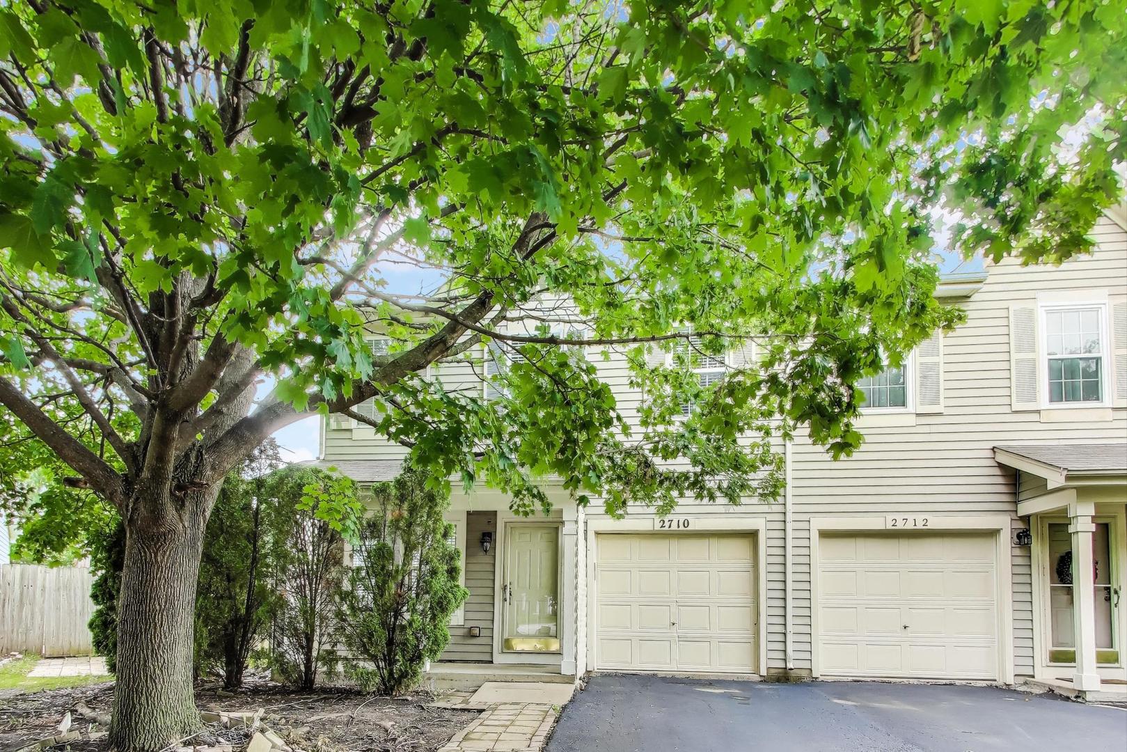 2710 Glenwood Court, Naperville, IL 60564