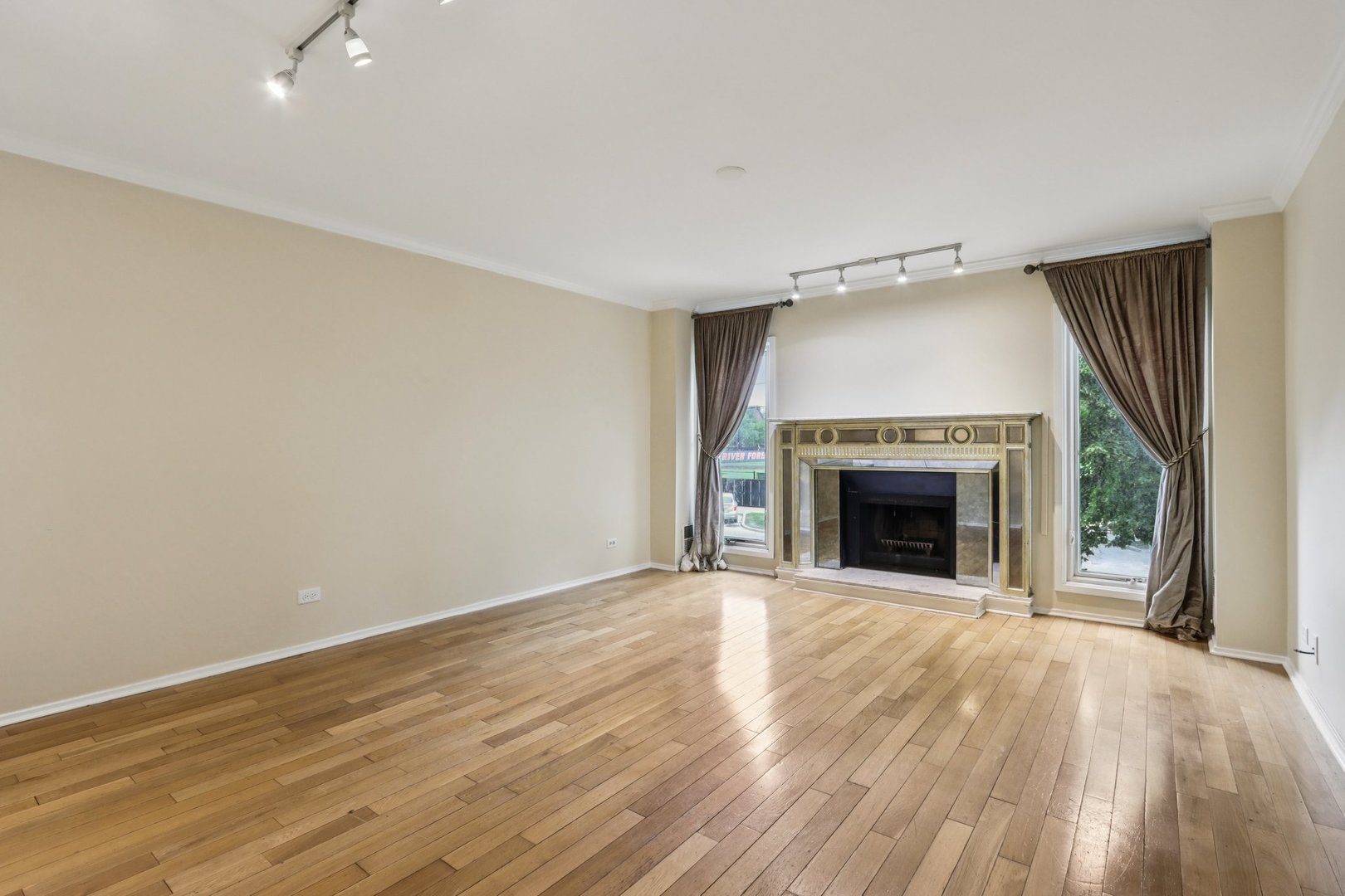 106 FRANK LLOYD WRIGHT Lane #0, Oak Park, IL 60302