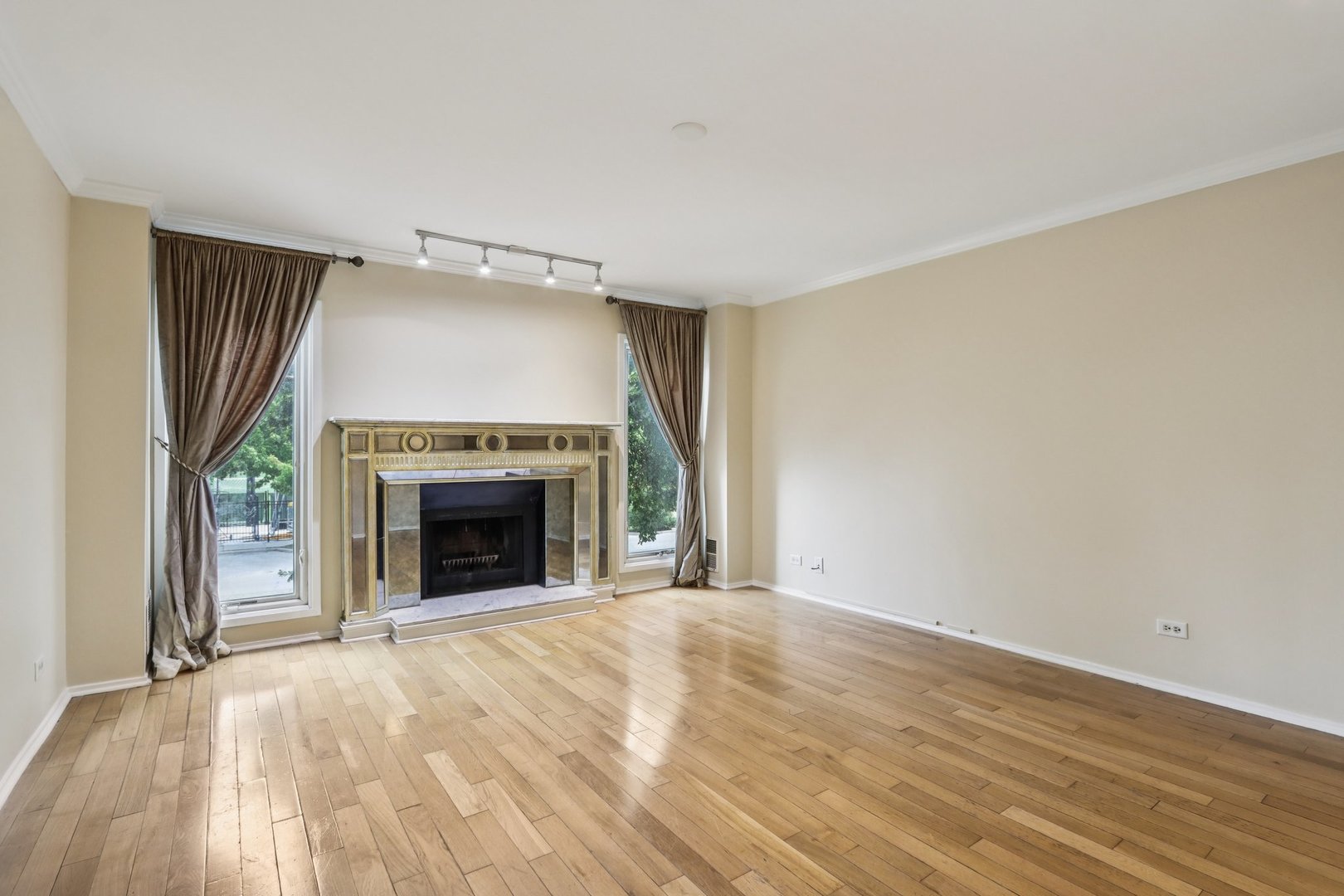106 FRANK LLOYD WRIGHT Lane #0, Oak Park, IL 60302