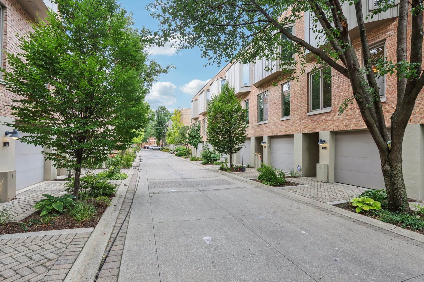 106 FRANK LLOYD WRIGHT Lane #0, Oak Park, IL 60302