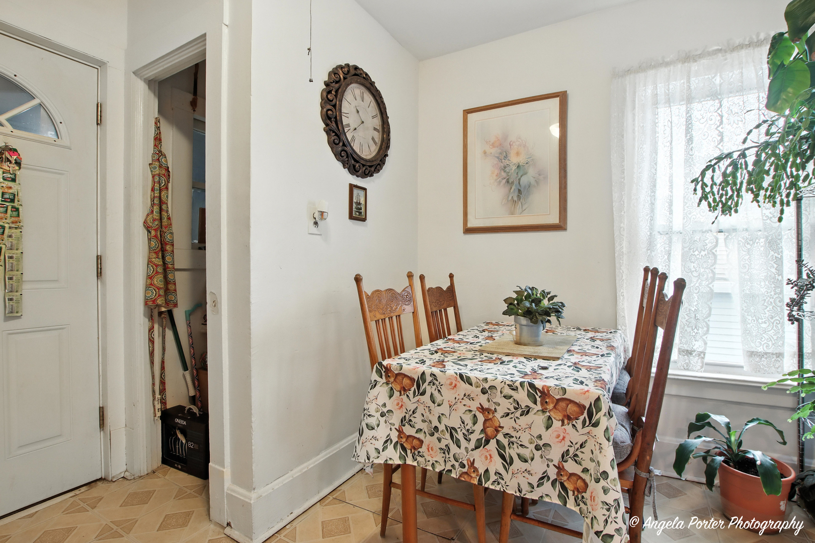 419 N Ash Street, Waukegan, IL 60085
