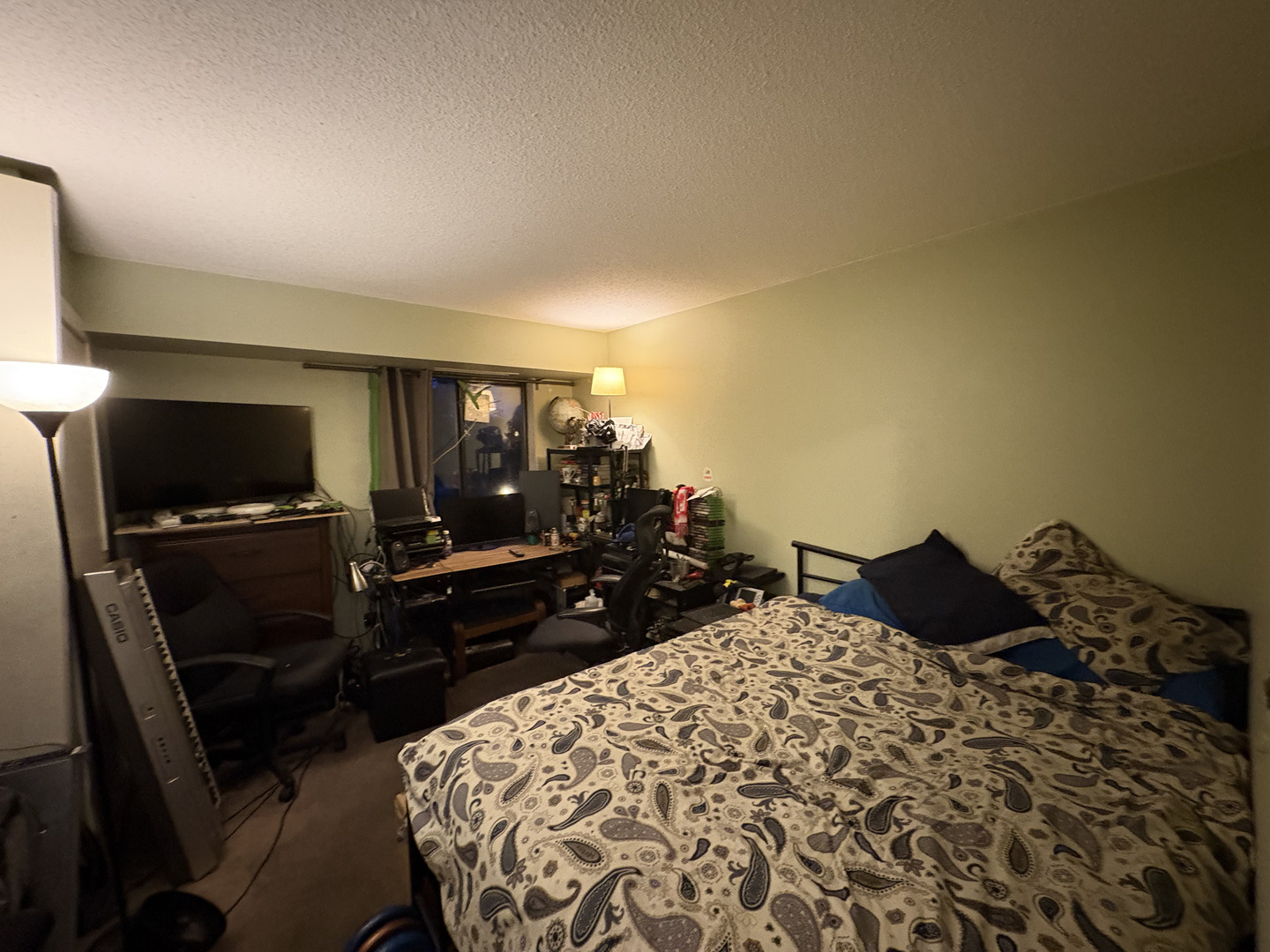 907 S Williams Street #303, Westmont, IL 60559