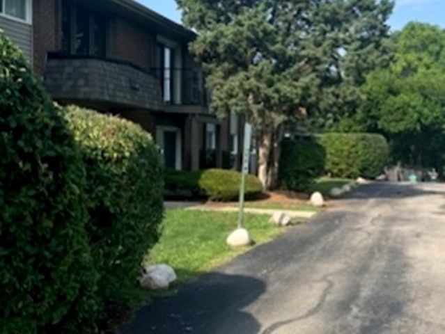 2301 Beau Monde Boulevard #204, Lisle, IL 60532