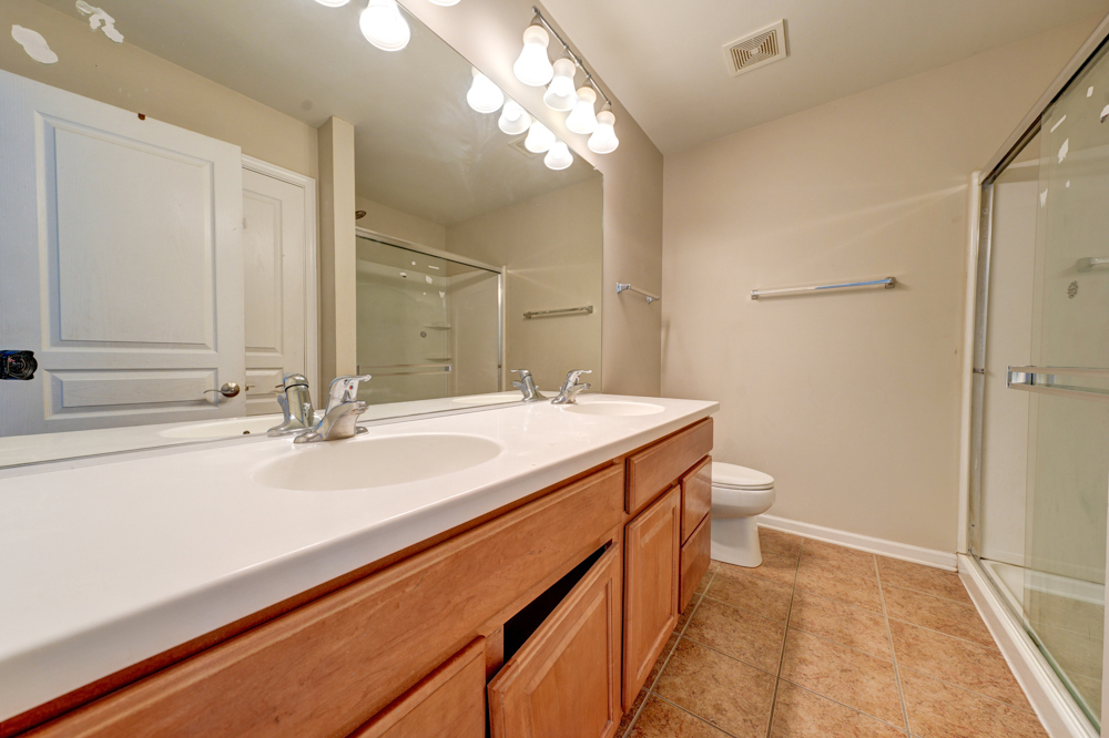 511 Valentine Way, Oswego, IL 60543