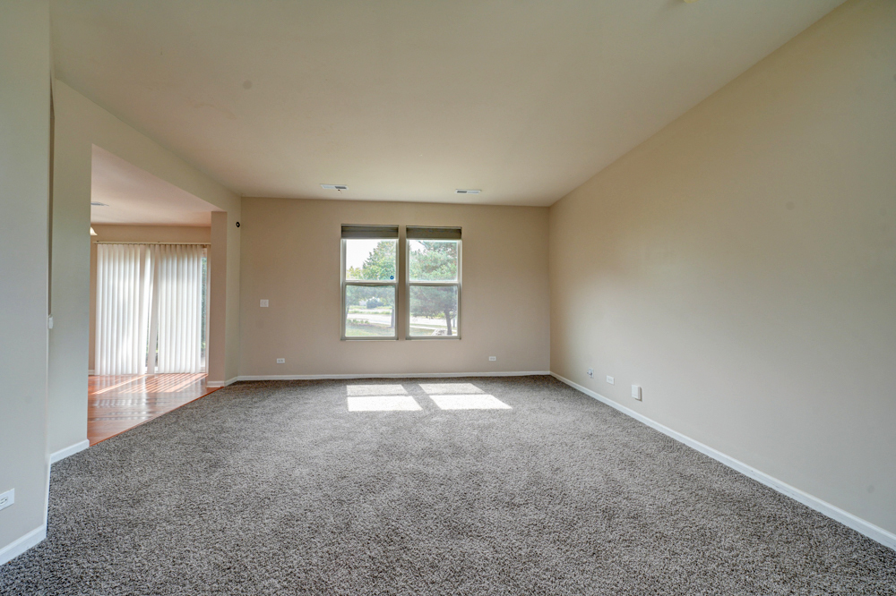511 Valentine Way, Oswego, IL 60543