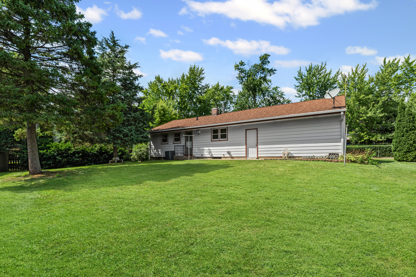 25361 W Lehmann Boulevard, Lake Villa, IL 60046