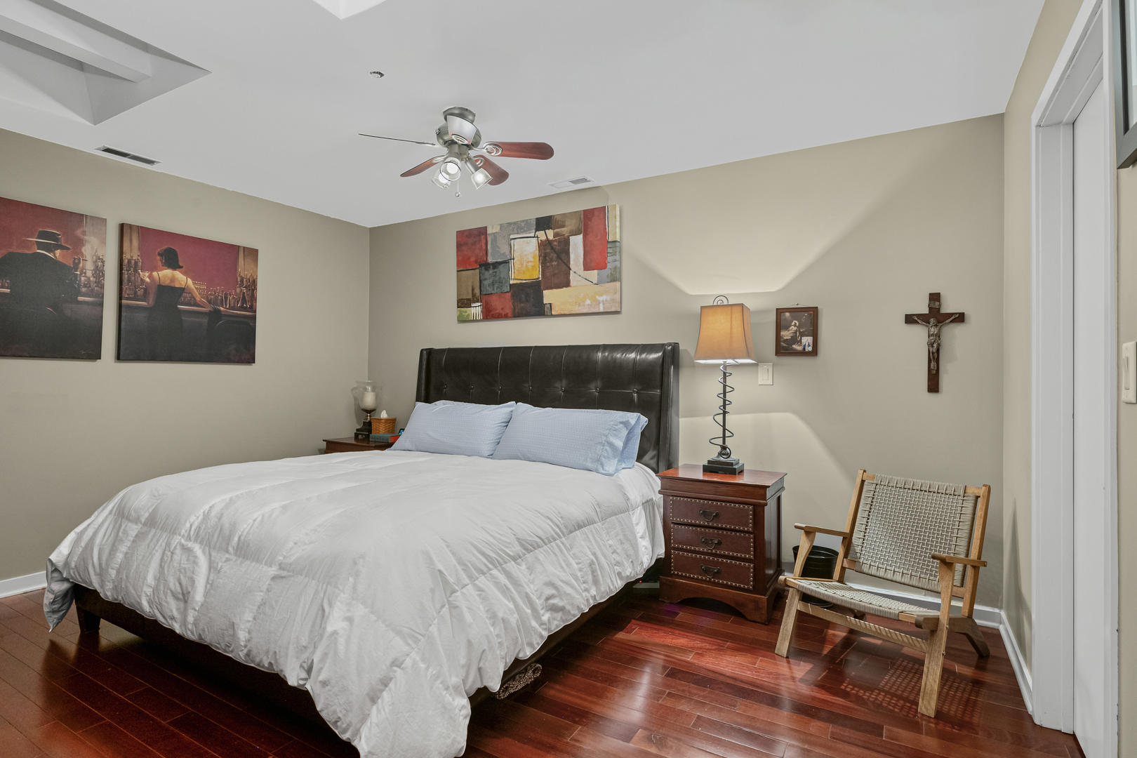 331 S Ridgeland Avenue #B, Oak Park, IL 60302