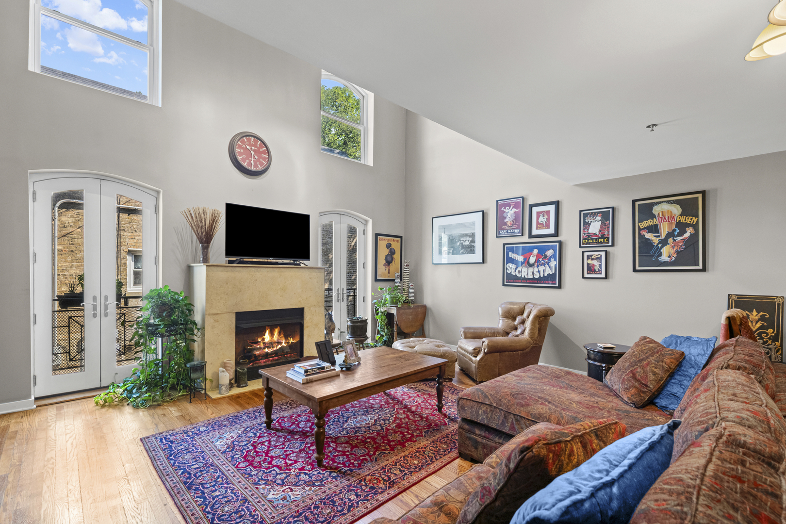 331 S Ridgeland Avenue #B, Oak Park, IL 60302