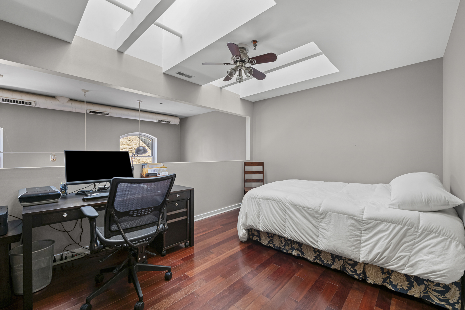 331 S Ridgeland Avenue #B, Oak Park, IL 60302
