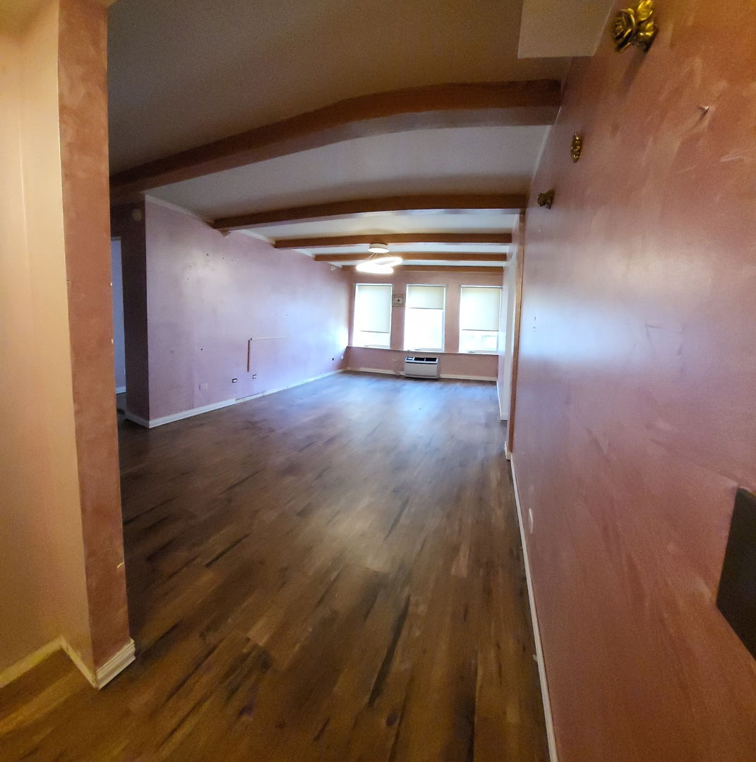 1041 Susan Collins Lane #203, Oak Park, IL 60302
