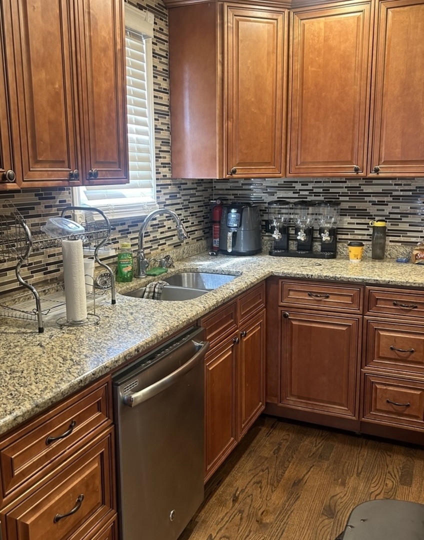 8104 S Fairfield Avenue, Chicago, IL 60652