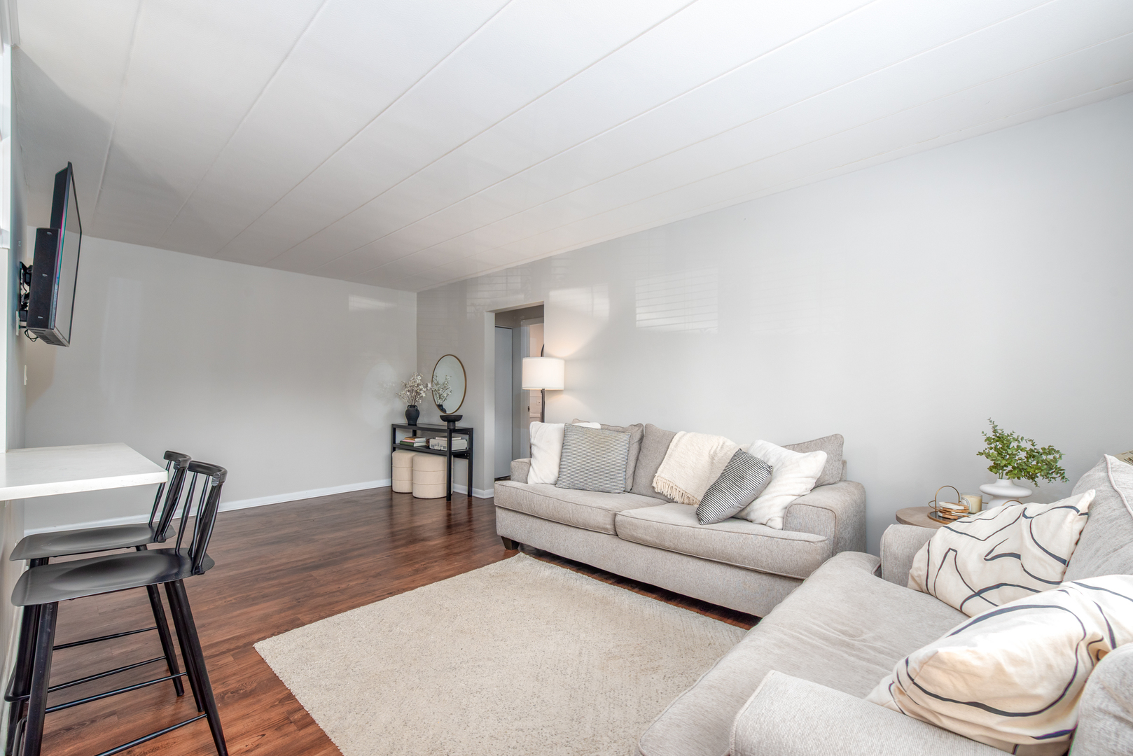 711 Busse Highway #1B, Park Ridge, IL 60068