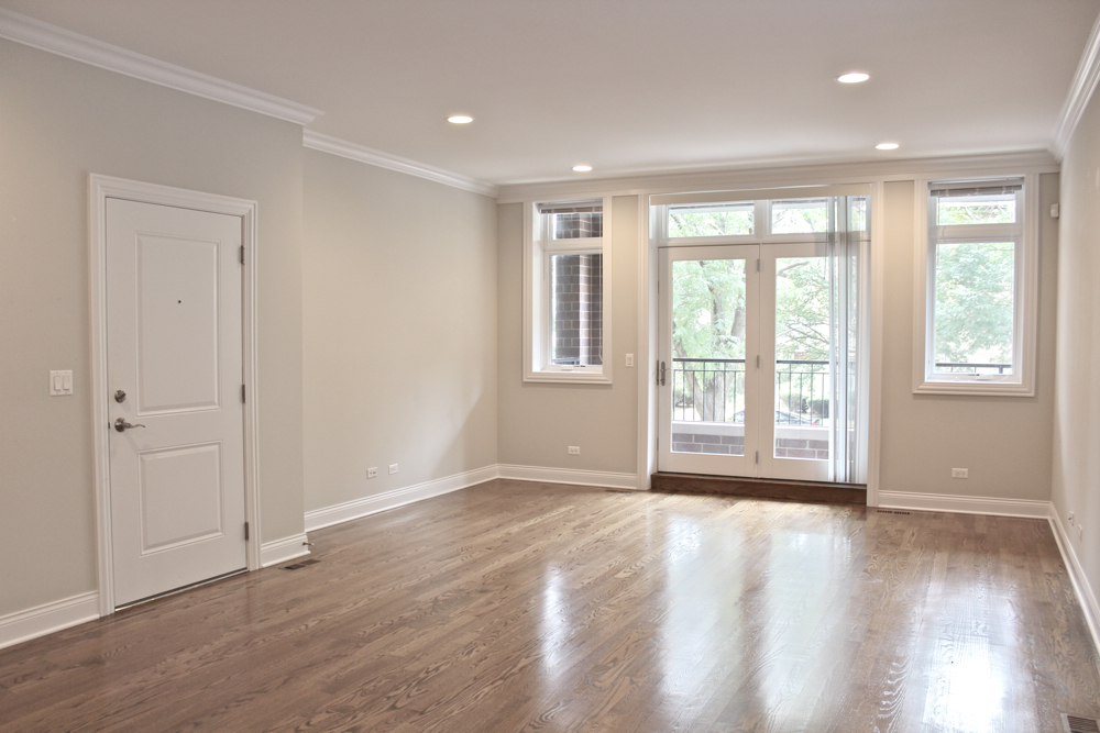 5512 W Higgins Avenue #1E, Chicago, IL 60630