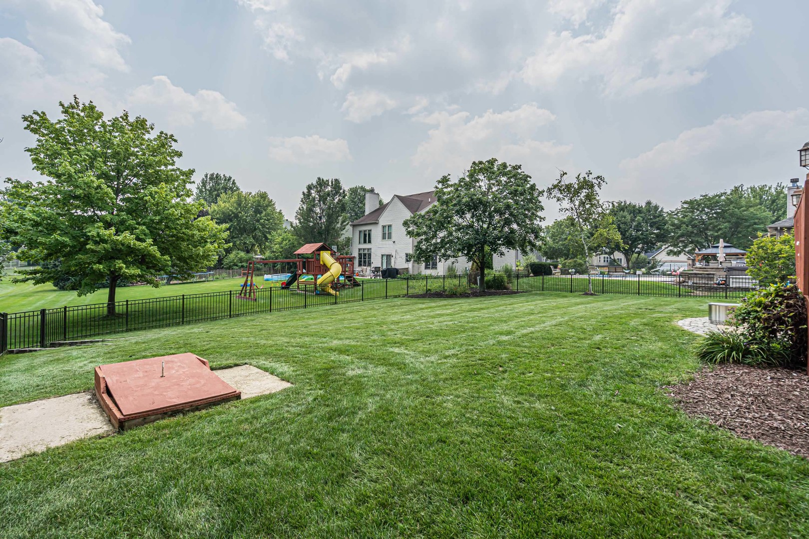 1521 Boulder Bluff Lane, Algonquin, IL 60102