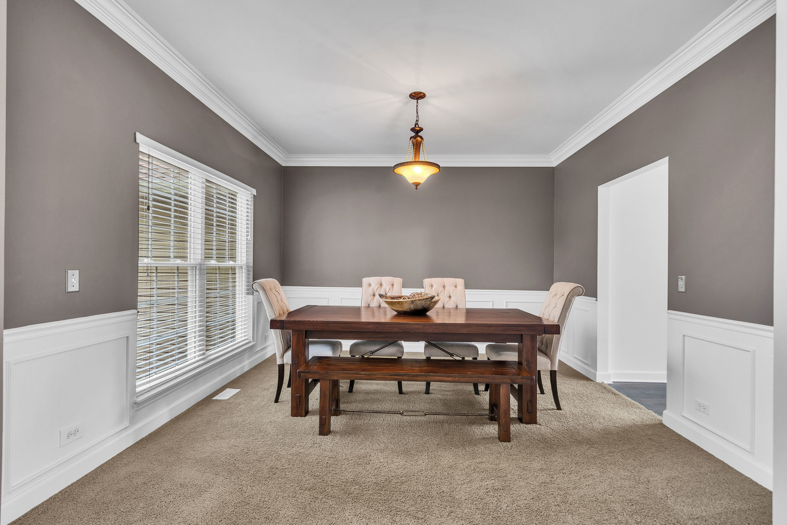 1521 Boulder Bluff Lane, Algonquin, IL 60102