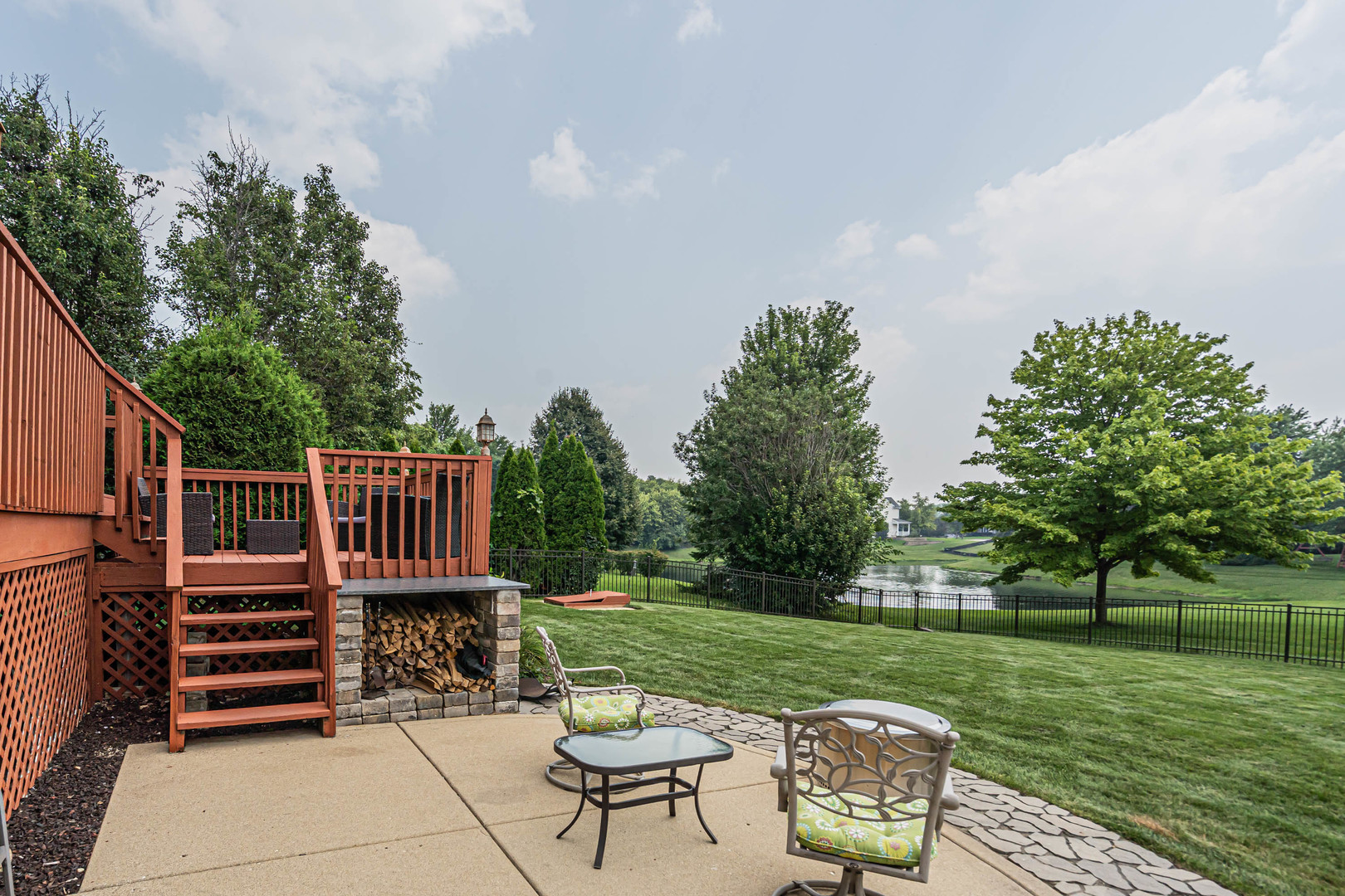 1521 Boulder Bluff Lane, Algonquin, IL 60102