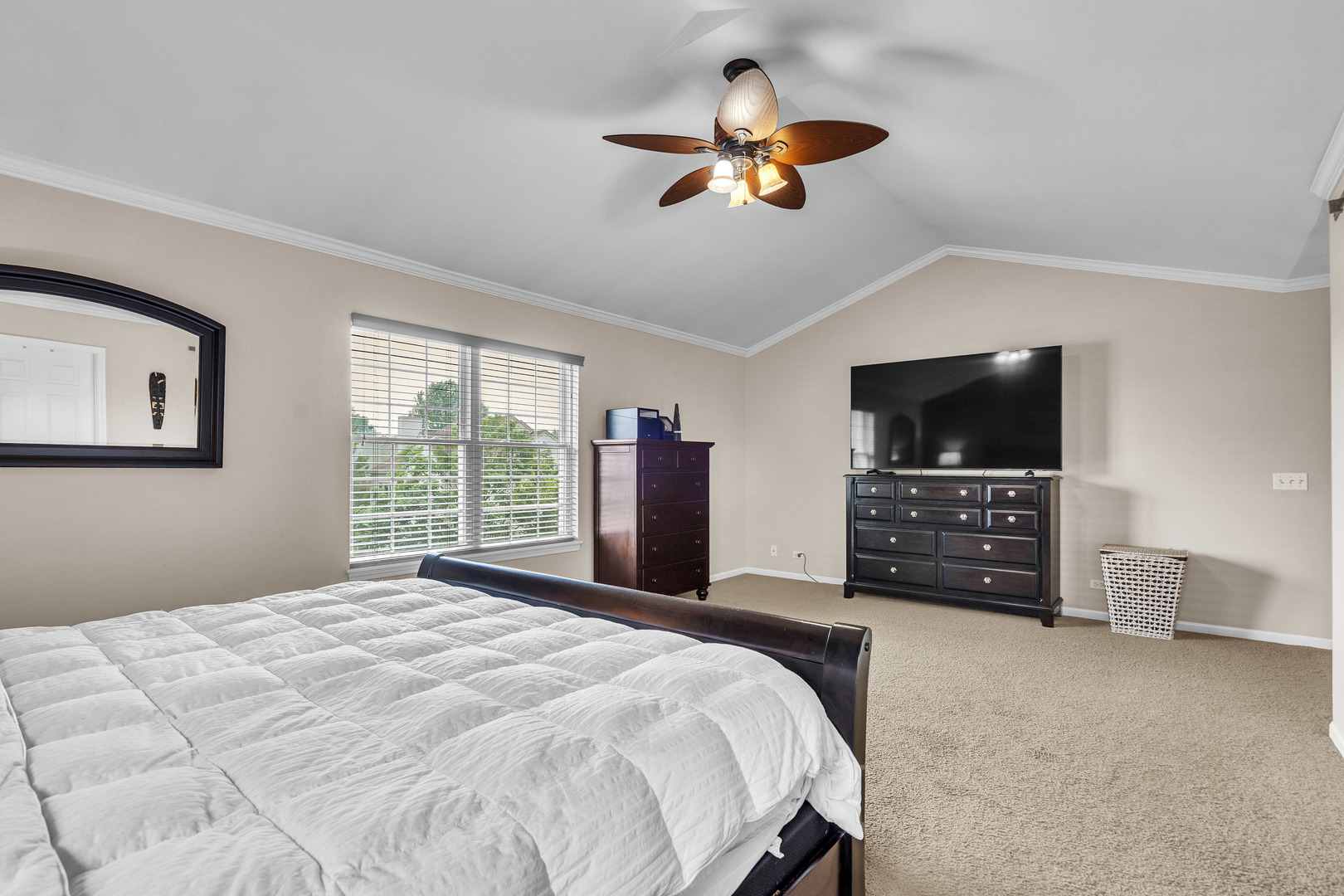 1521 Boulder Bluff Lane, Algonquin, IL 60102
