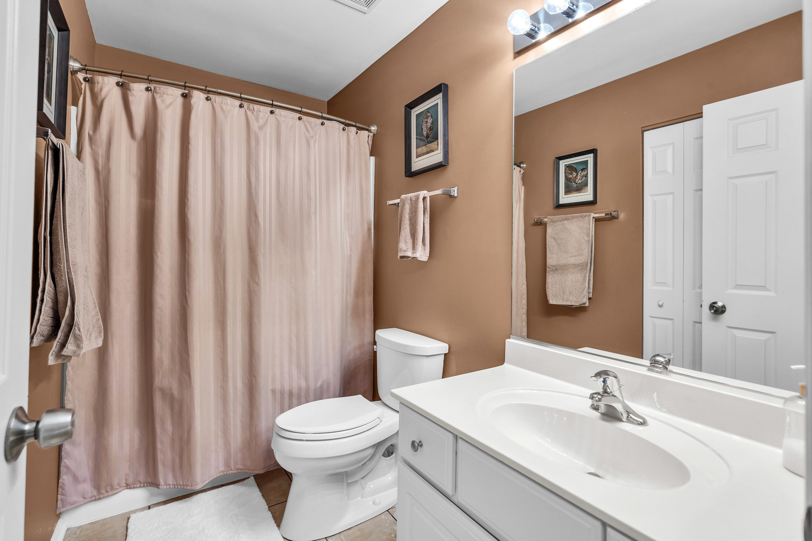 1521 Boulder Bluff Lane, Algonquin, IL 60102