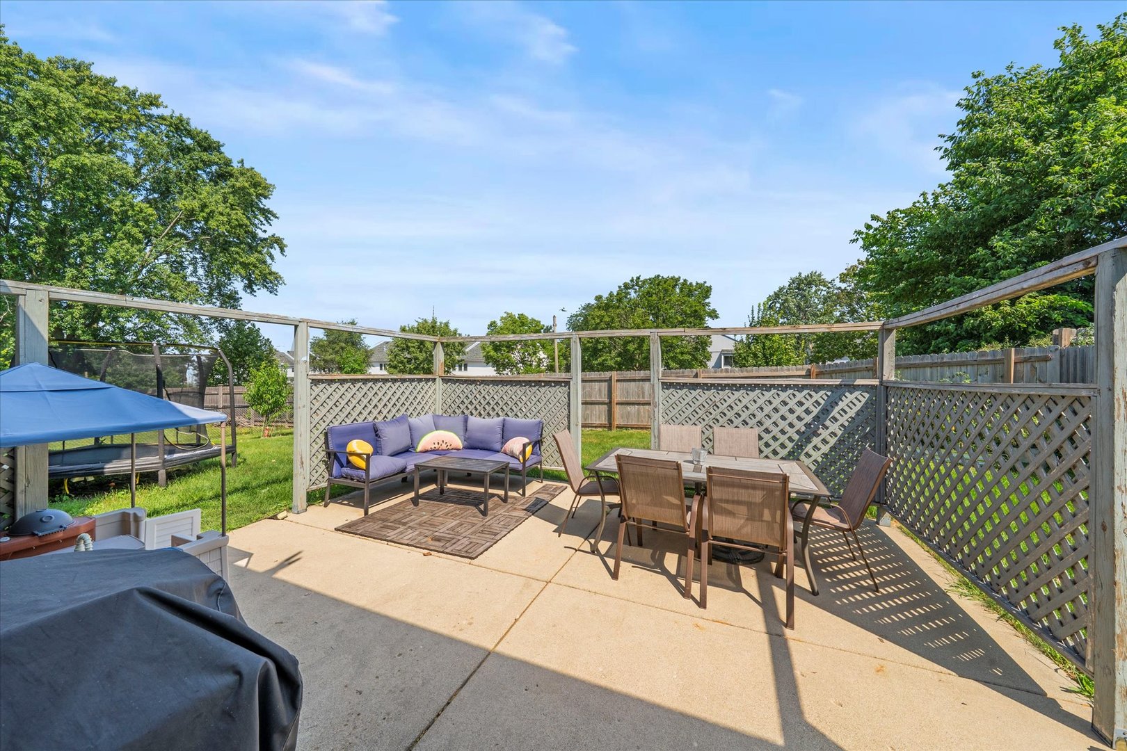 1724 Patricia Lane, St. Charles, IL 60174