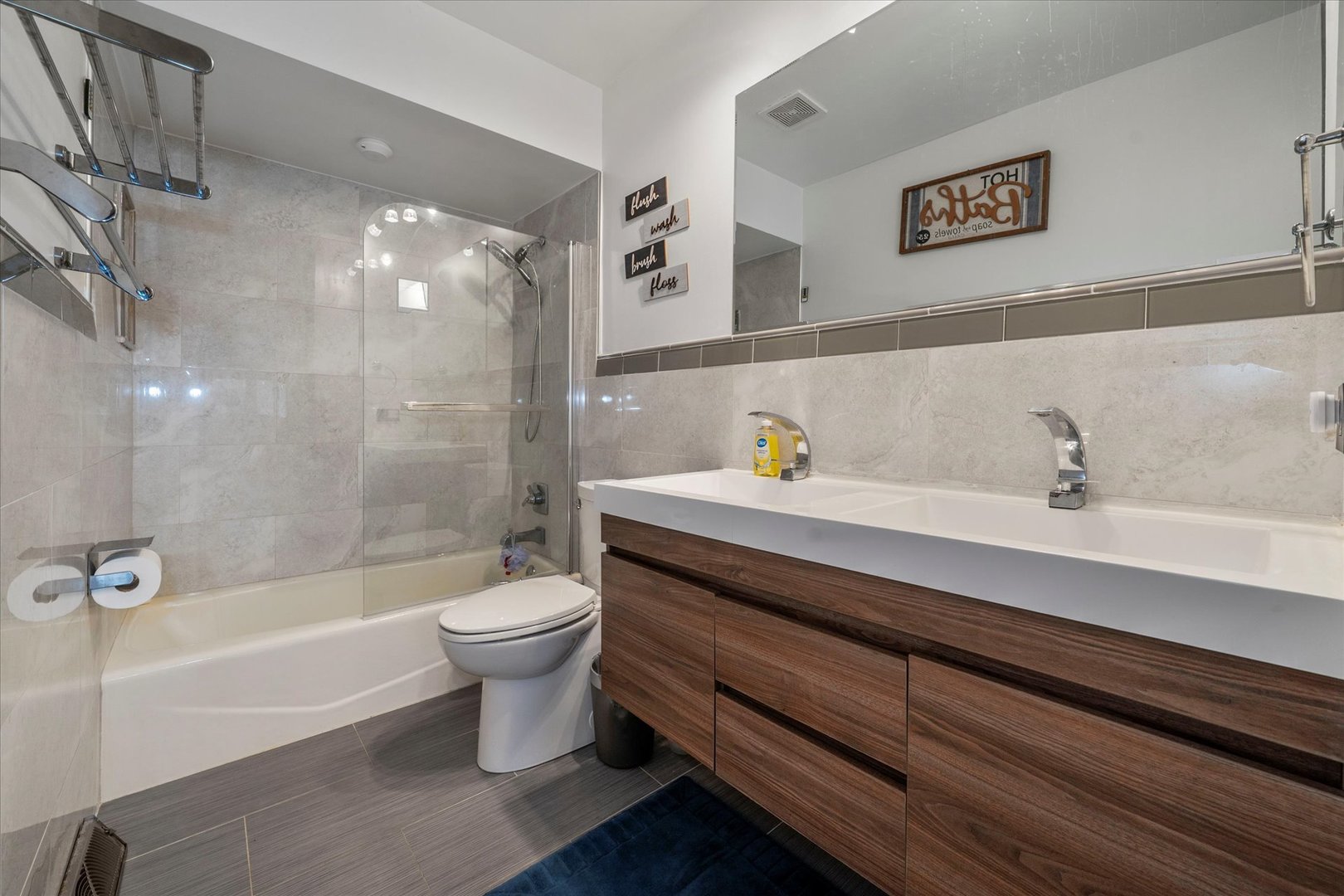 1724 Patricia Lane, St. Charles, IL 60174