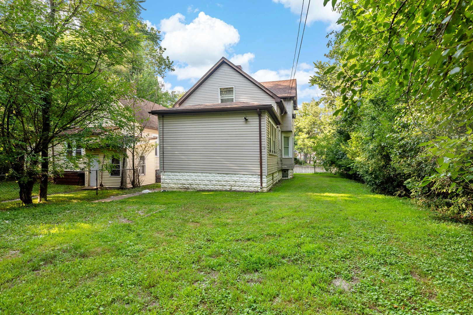 150 HICKORY Street, Chicago Heights, IL 60411