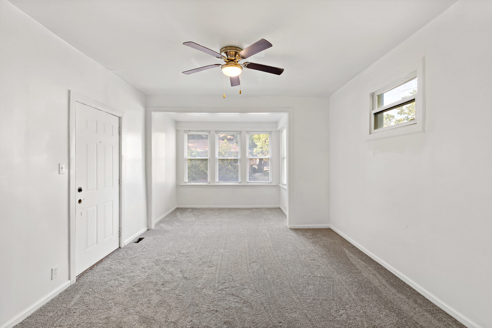 150 HICKORY Street, Chicago Heights, IL 60411