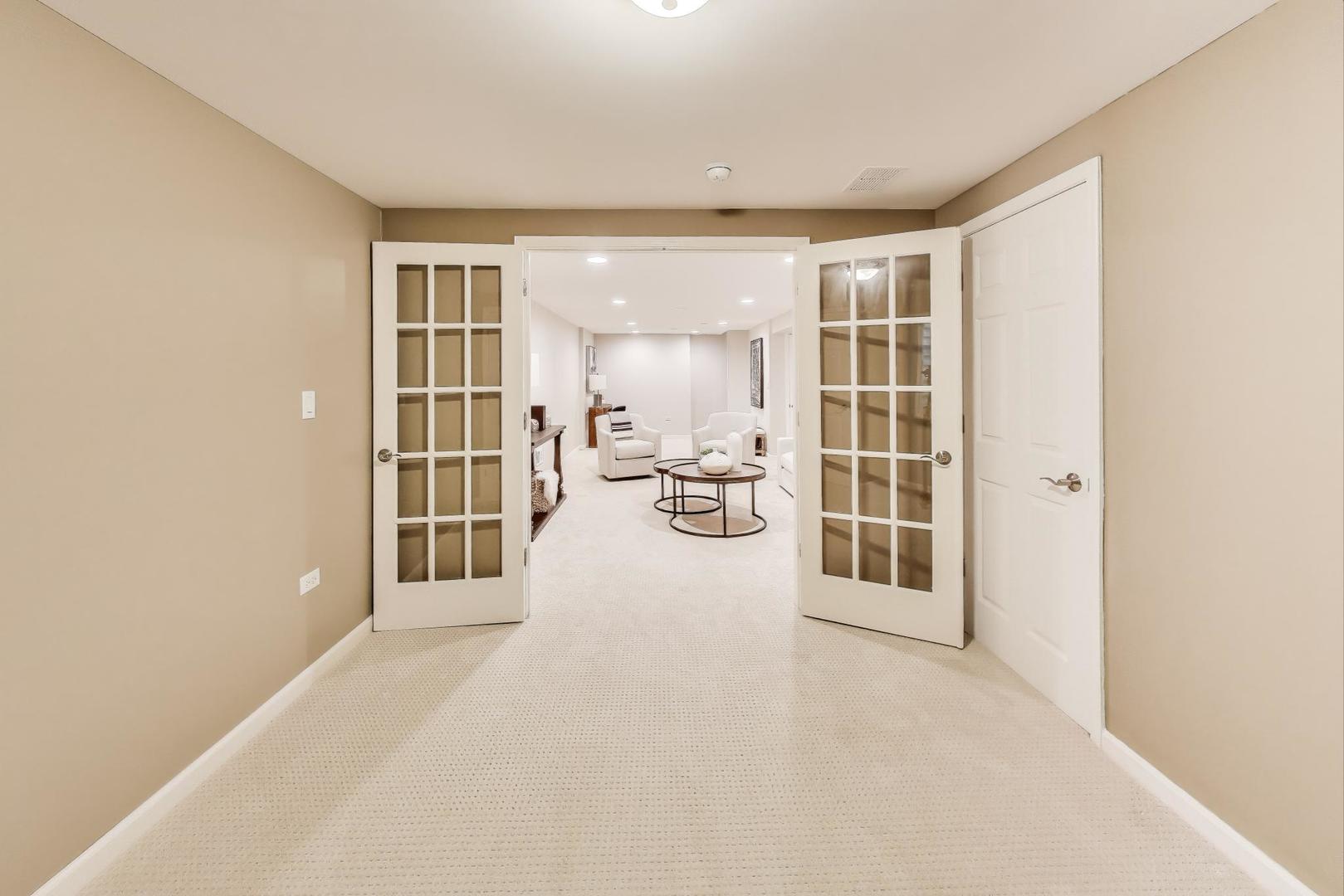 2851 Normandy Circle, Naperville, IL 60564