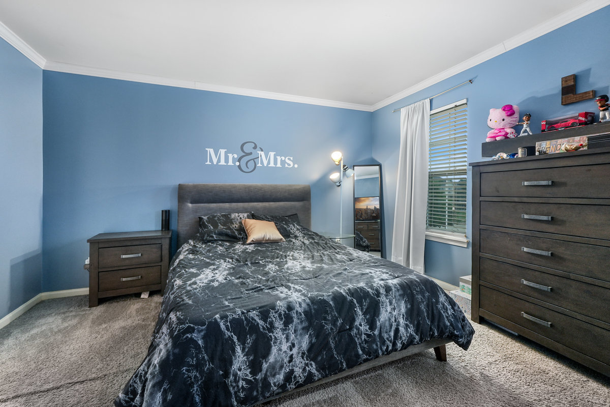359 Reston Circle, Romeoville, IL 60446