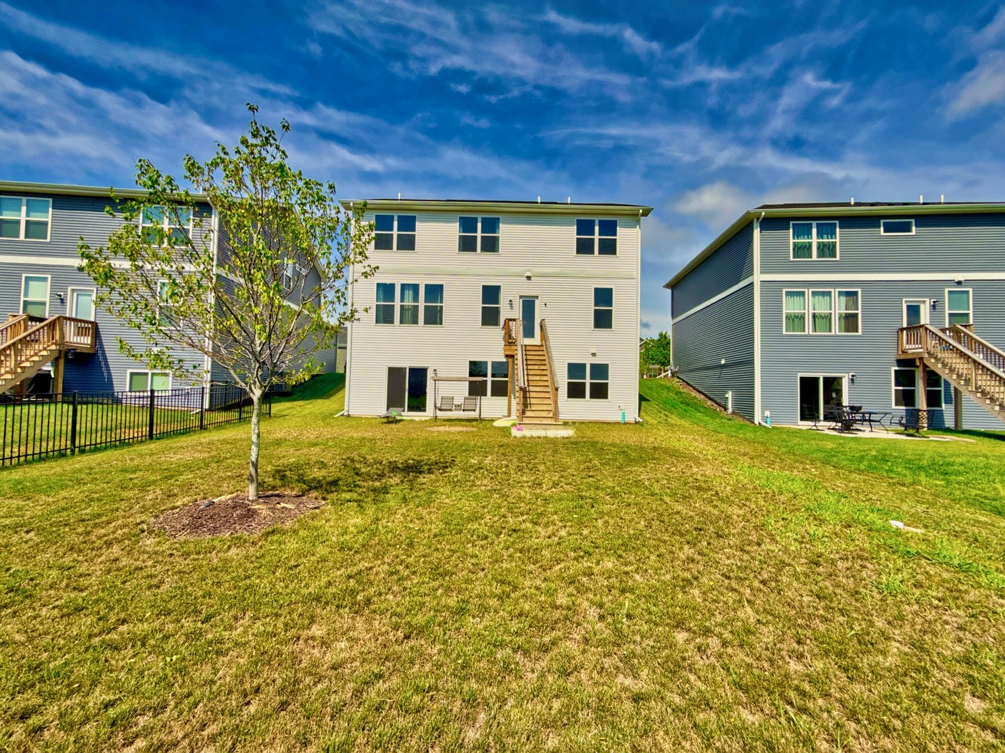 1447 Kessler Drive, Mundelein, IL 60060