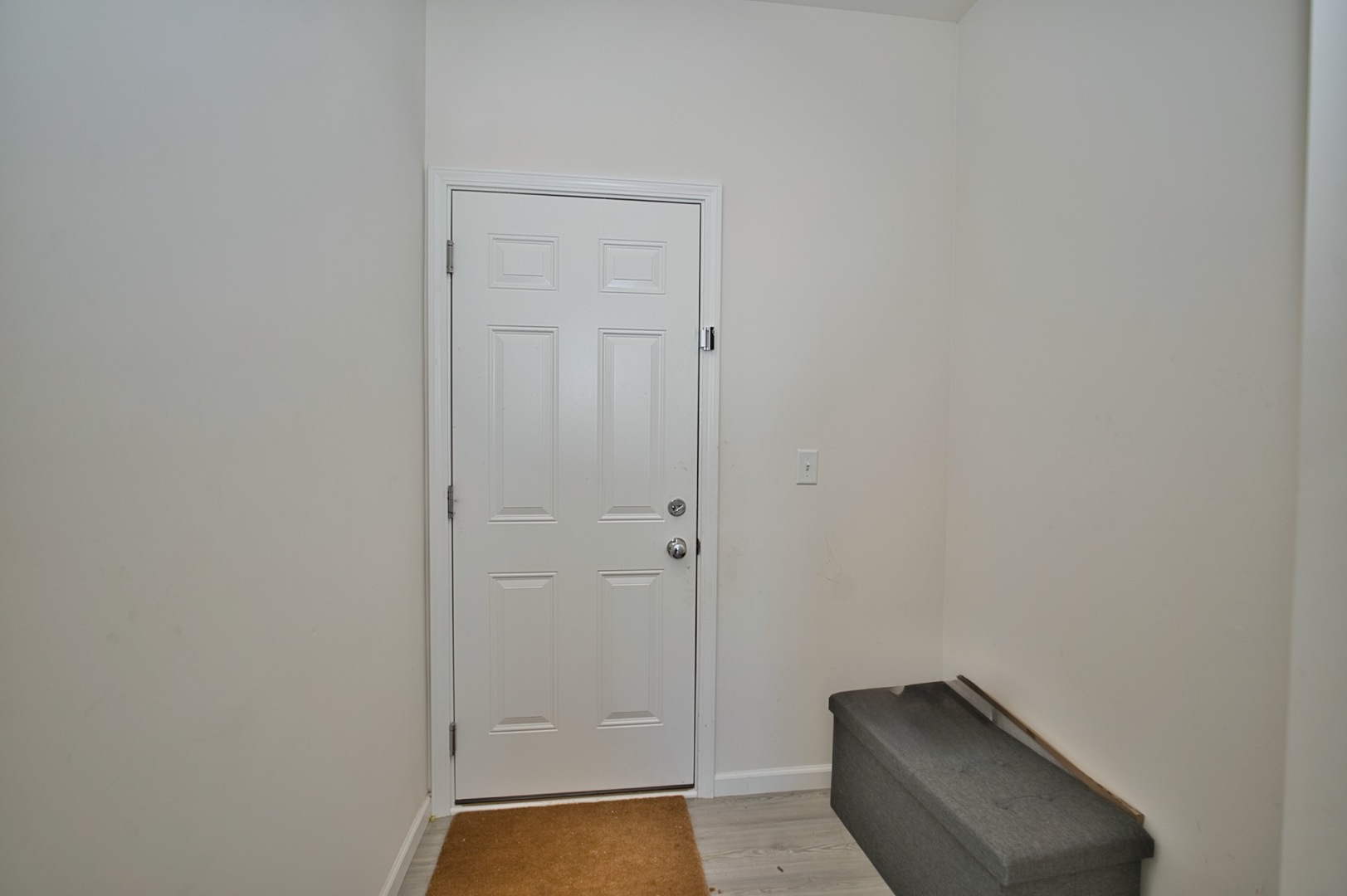 1447 Kessler Drive, Mundelein, IL 60060