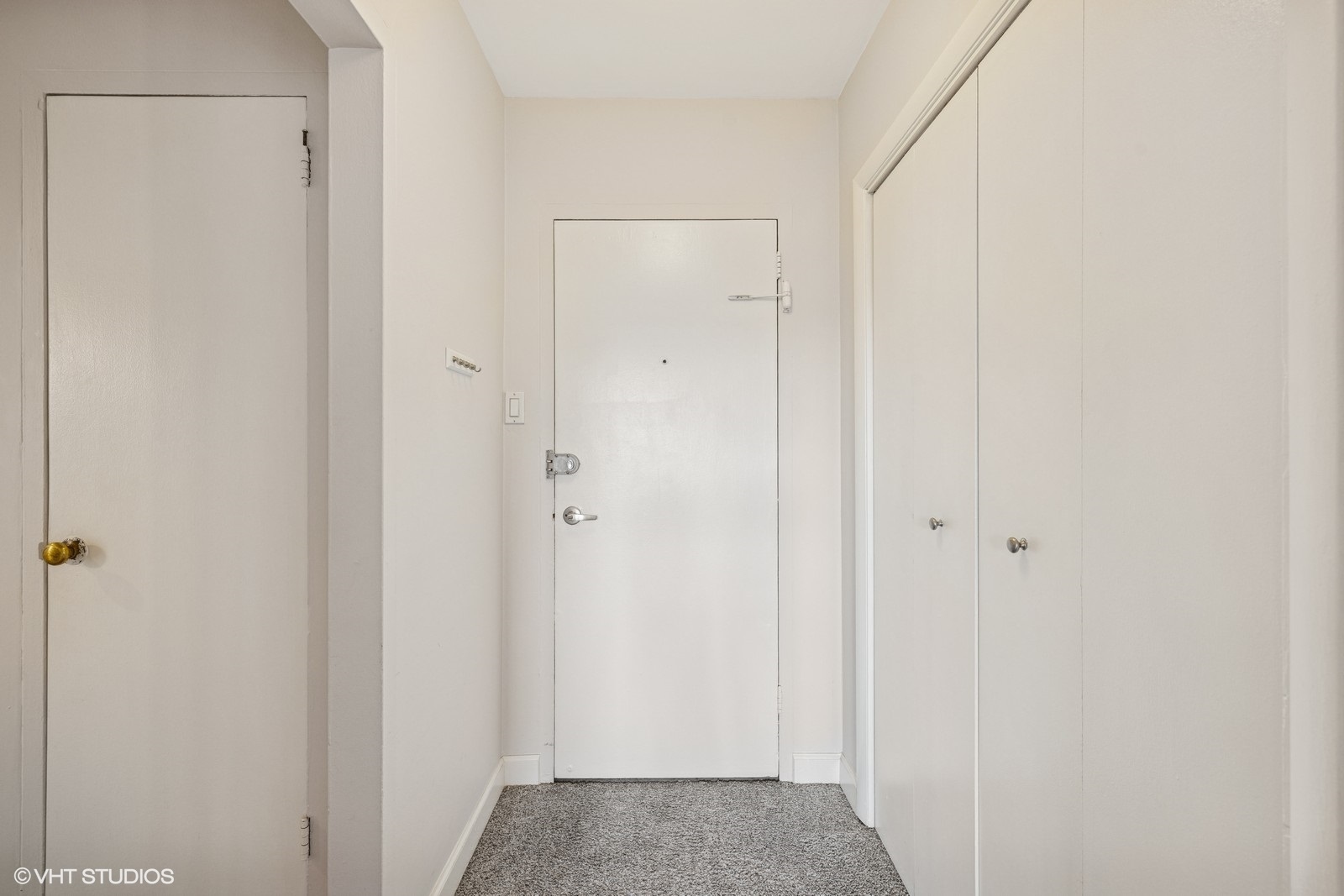 4920 N Marine Drive #512, Chicago, IL 60640