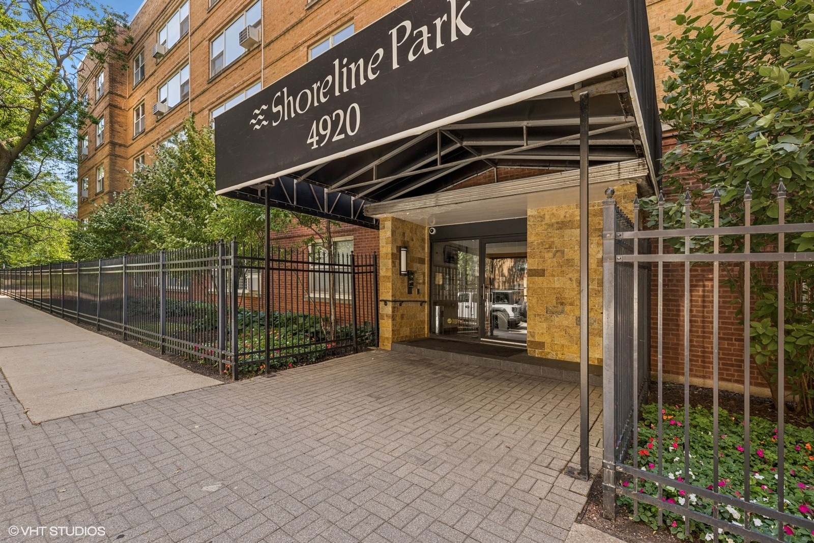 4920 N Marine Drive #512, Chicago, IL 60640