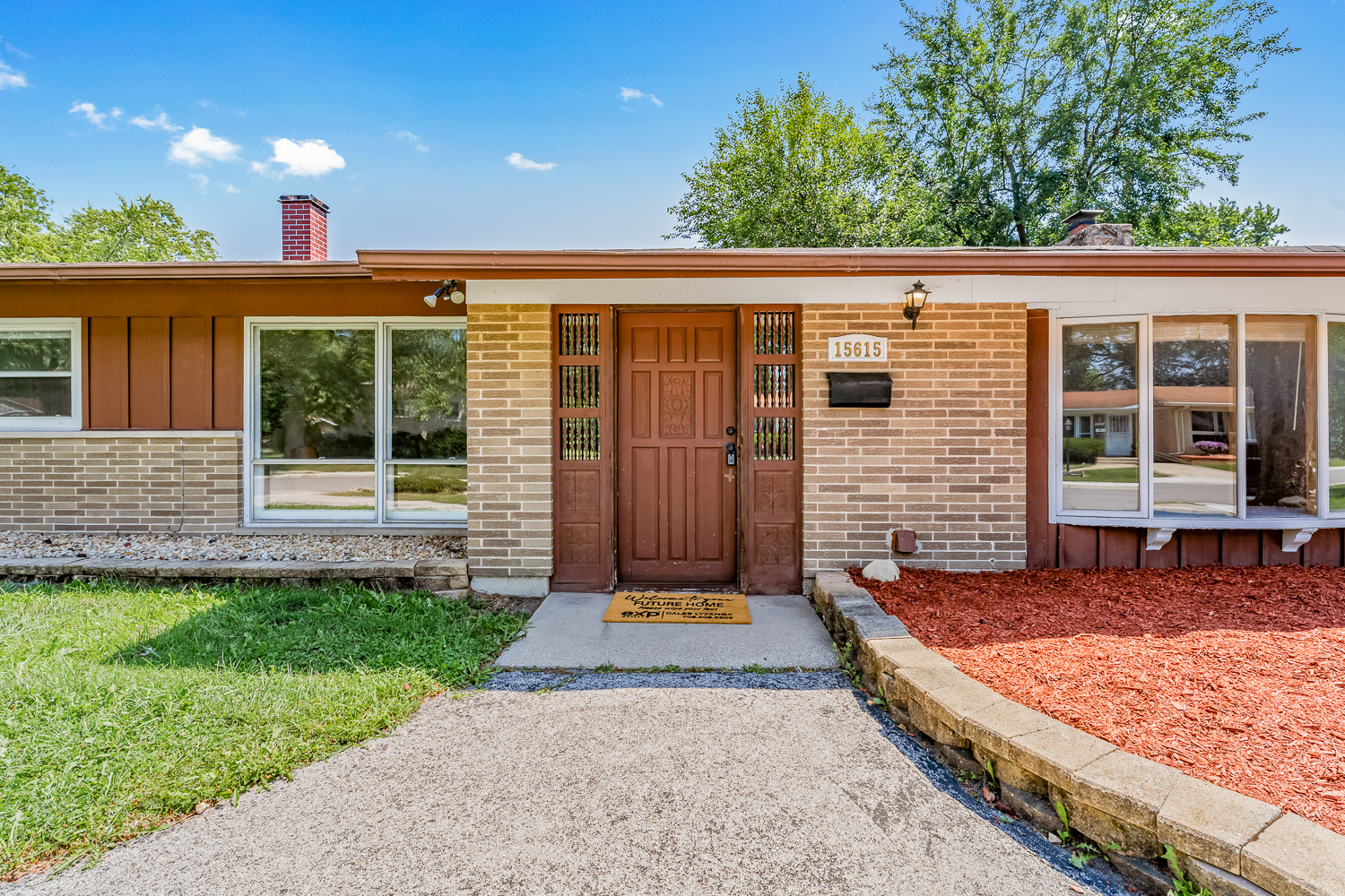 15615 Avalon Avenue, South Holland, IL 60473