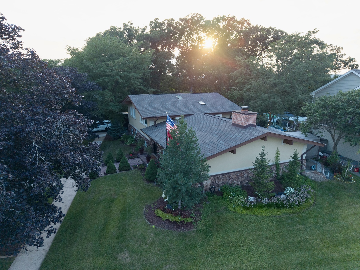 606 Valley Drive, Lemont, IL 60439